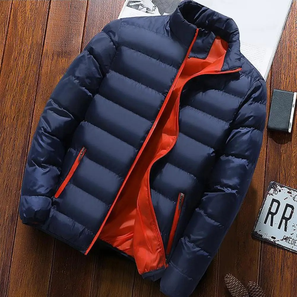 Men's puffer jacket with insulation and side pockets